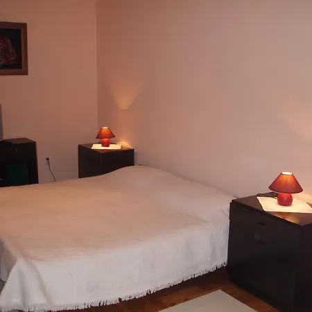 Karla Apartment *